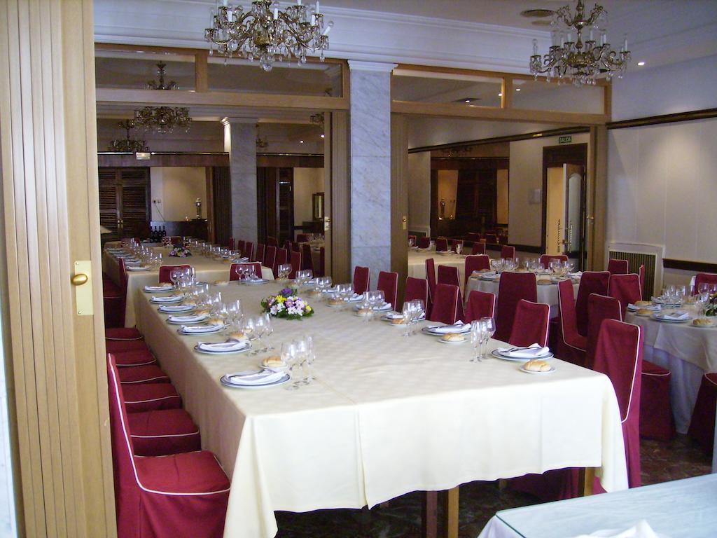 Hotel Roma Valladolid Kültér fotó